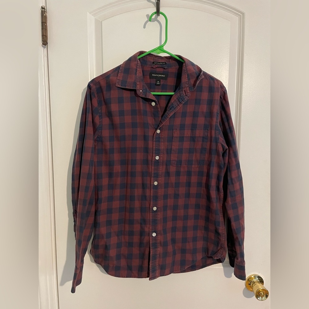 Banana Republic Untucked Fit Shirt size Medium